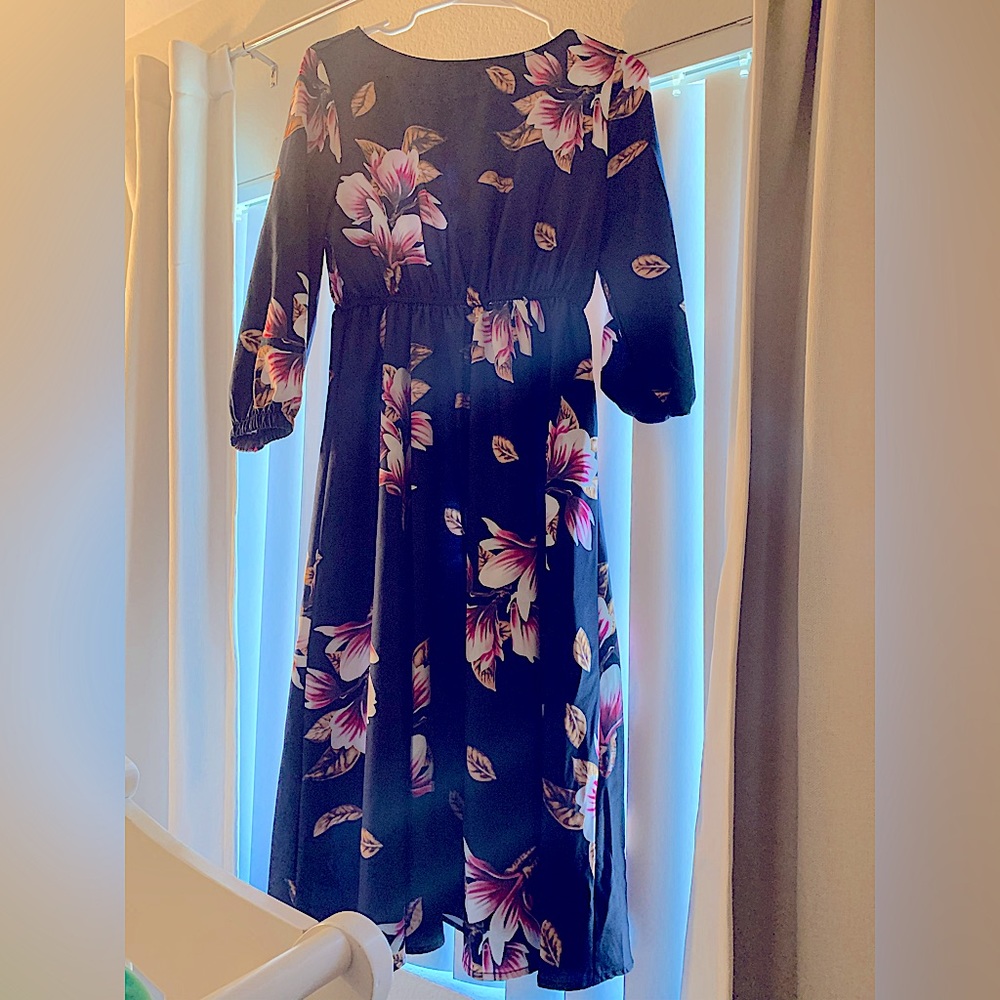 Beautiful, elegant dress, with little use.